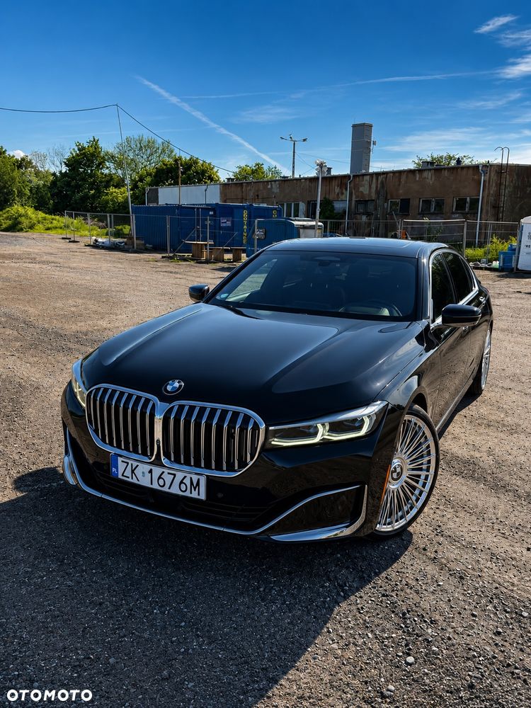 BMW Seria 7 750Li xDrive - 18