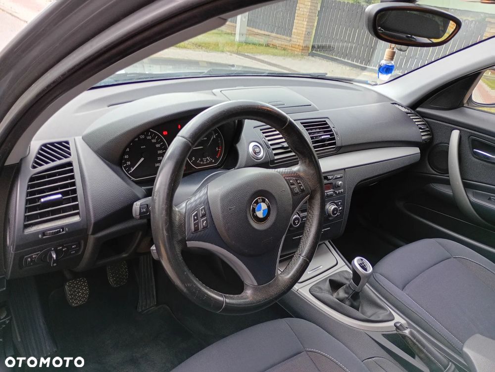 BMW Seria 1 118d DPF Edition Lifestyle - 15