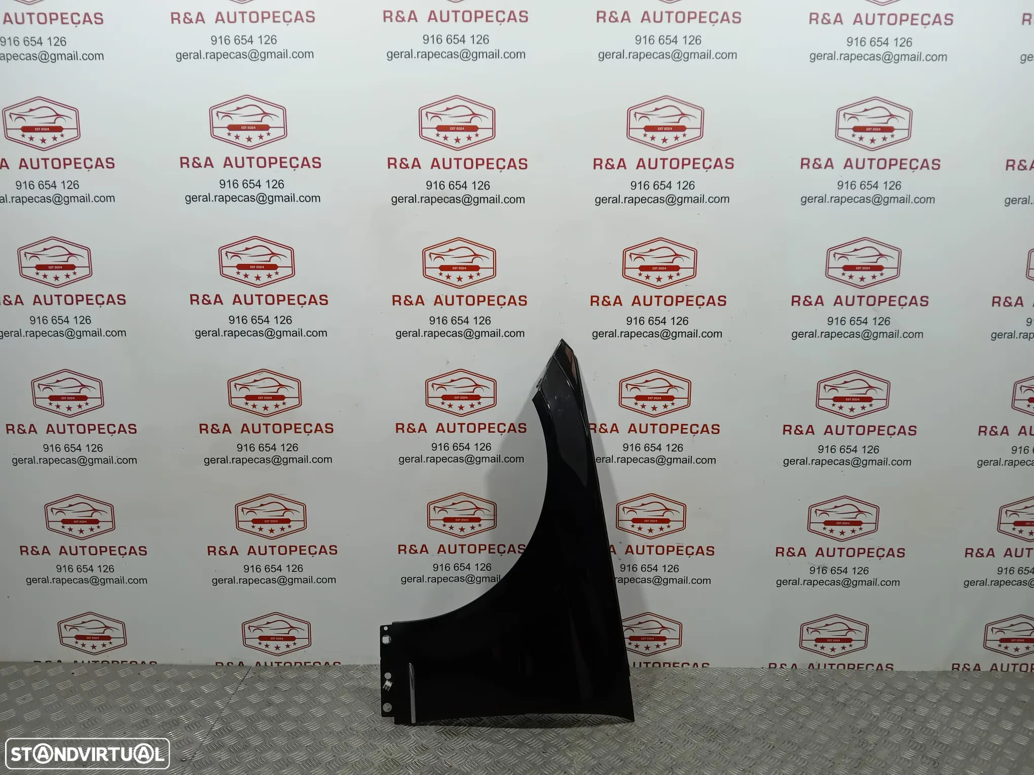 Guarda Lamas Frente Esquerdo Mercedes W204 Original - 4