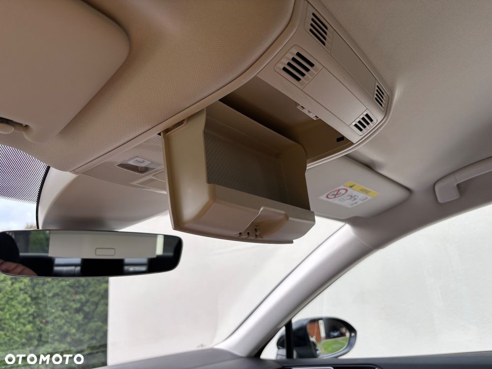 Volkswagen Passat 2.0 TDI SCR Comfortline DSG - 28