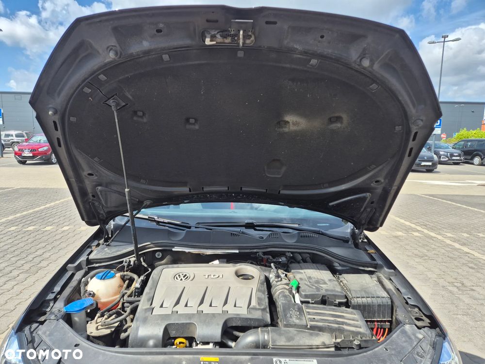 Volkswagen Passat 2.0 TDI Comfortline - 7