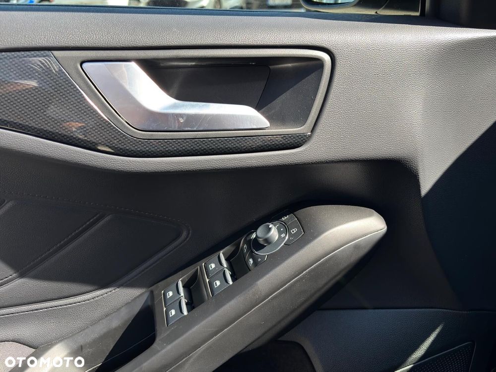 Ford Focus - 16