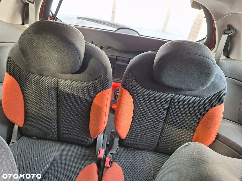Citroën C2 1.4 VTR - 11