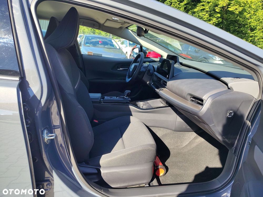Toyota Prius - 8