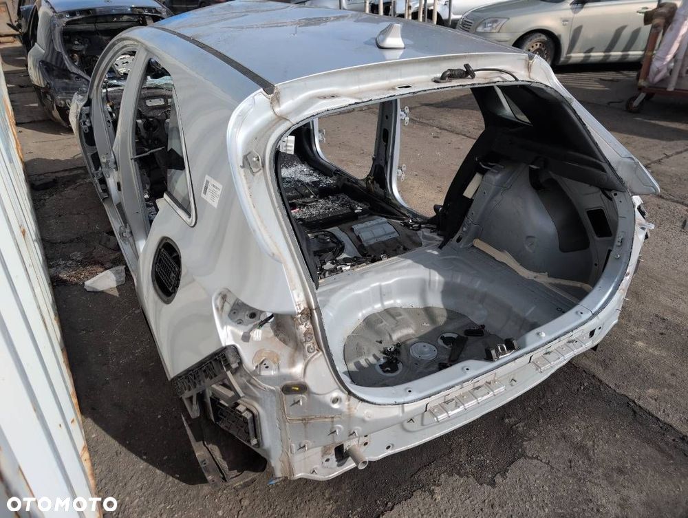 KAROSERIA ĆWIARTKA BŁOTNIK PRÓG DACH PODŁUŻNICA  KIA CEED (CD) 2018 - 2022 1.6 CRDi 115 85 kW - 6