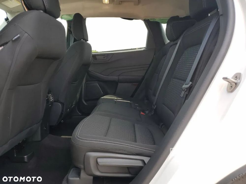 Ford Kuga - 9