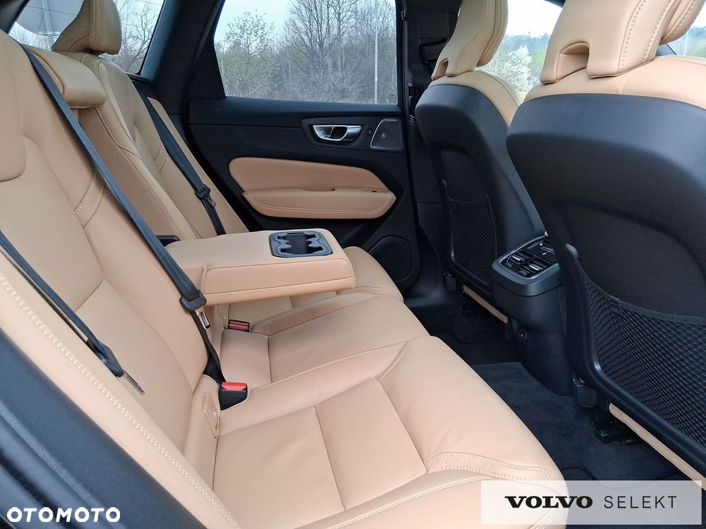 Volvo XC 60 - 16