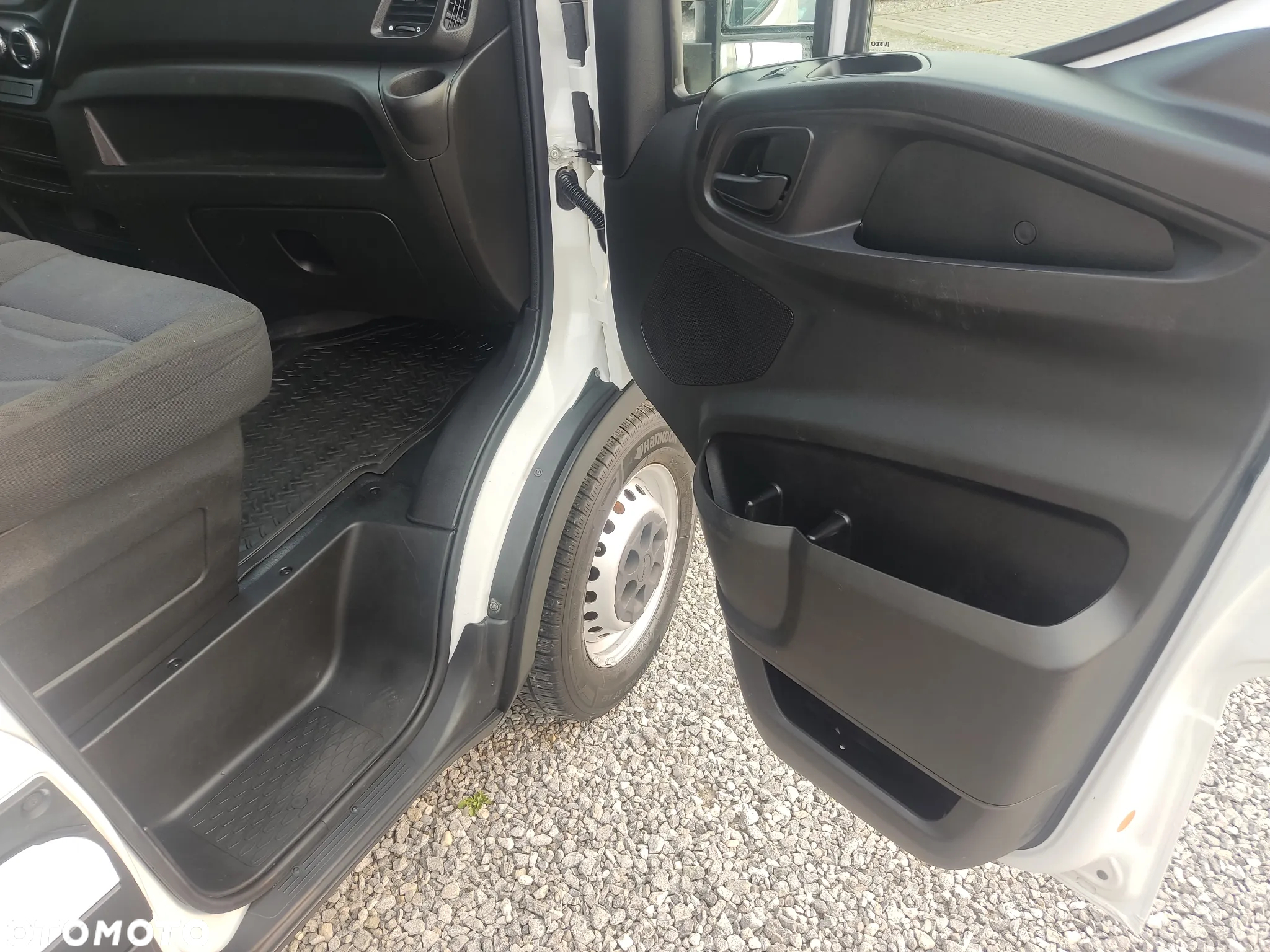 Iveco 35S140 - 26