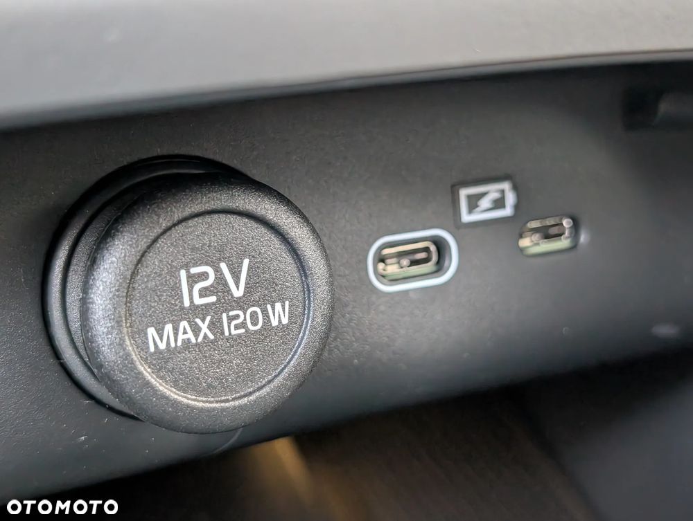 Volvo XC 40 B4 AWD Ultimate Dark - 30