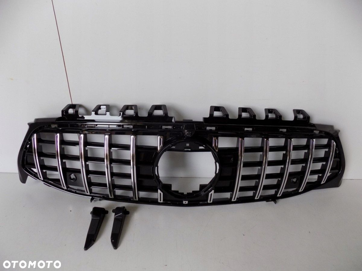 Mercedes-Benz CLA W118 Grill GT Kamera - 11138 - 2