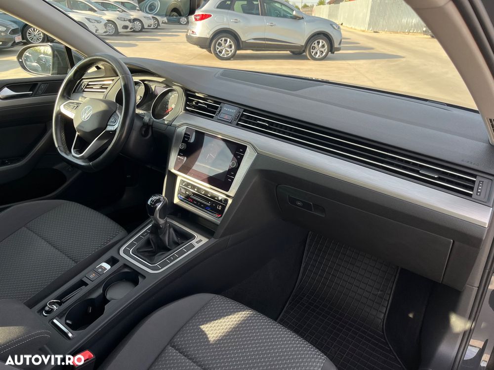 Volkswagen Passat 2.0 TDI SCR Advance - 4