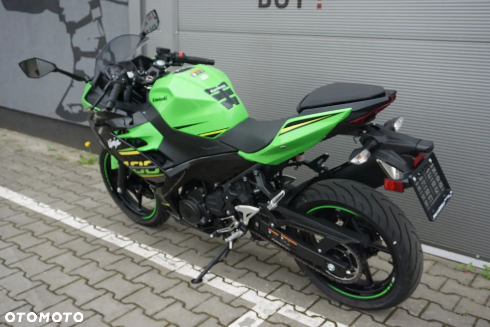 Kawasaki Ninja 400 - 19