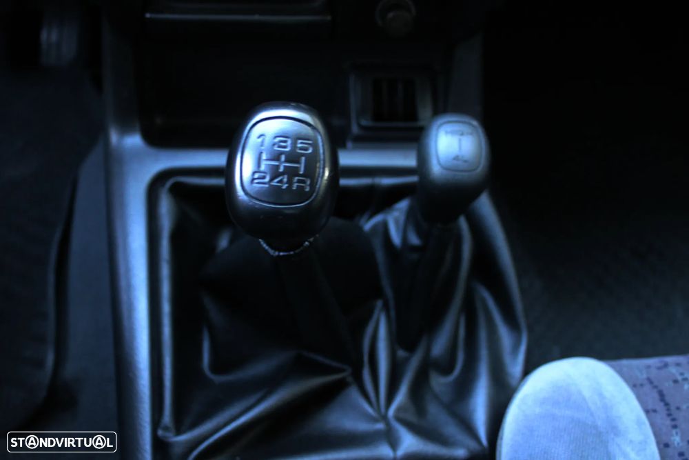 Opel Frontera 2.2 DTi Sport - 37