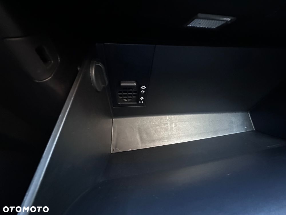 Kia Sportage 1.6 GDI Business Line L 2WD - 23