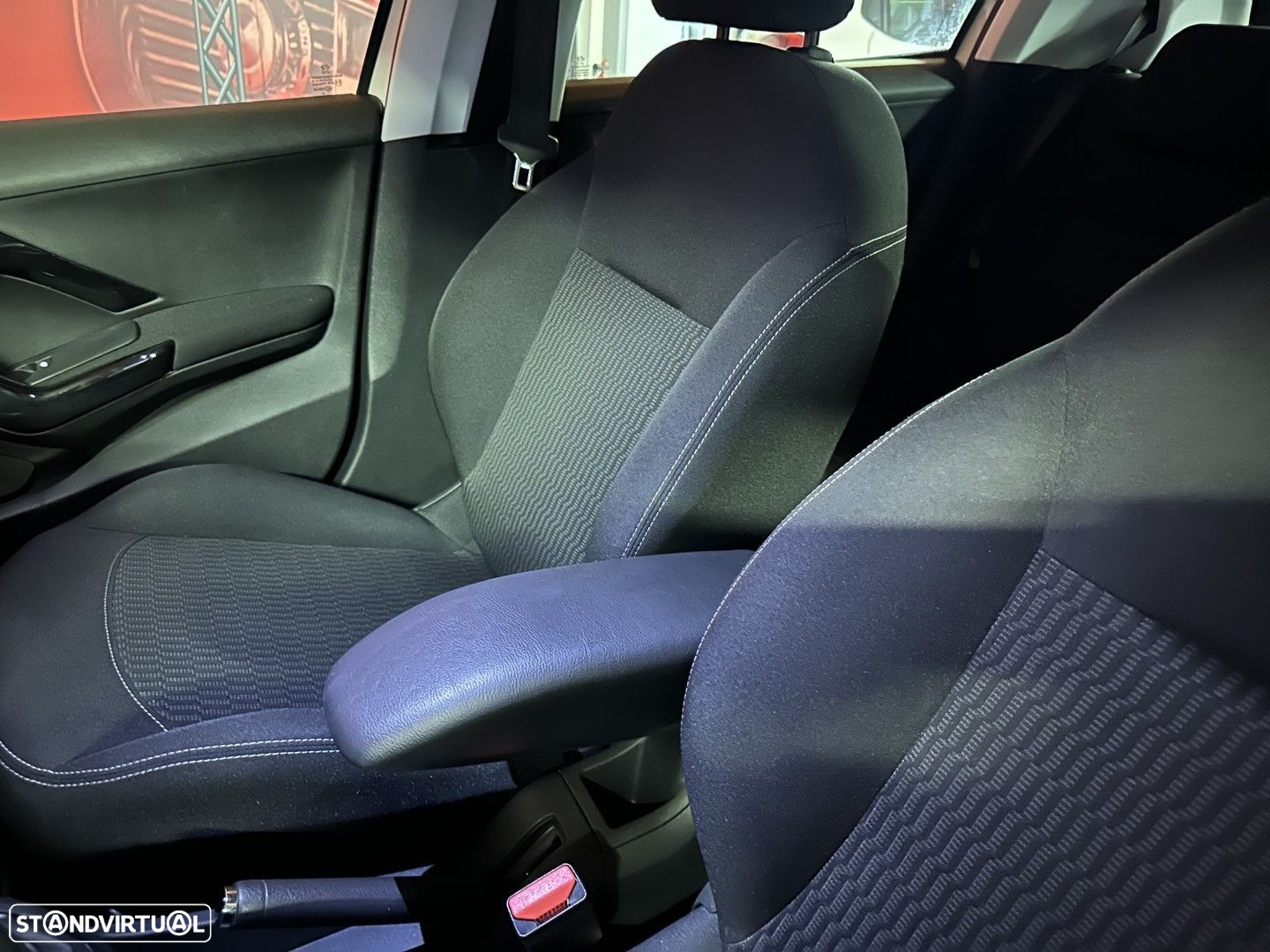 Peugeot 208 1.2 PureTech Access - 6