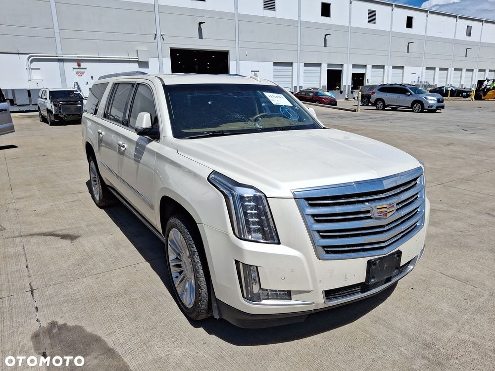 Cadillac Escalade 6.2 V8 ESV Platinum - 16