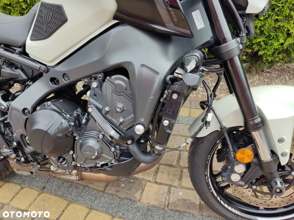 Yamaha MT - 6