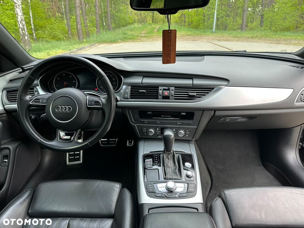 Audi A6 Avant 2.0 TDI Ultra DPF S tronic - 11