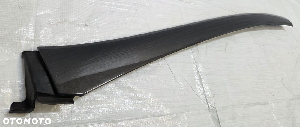 OPEL ZAFIRA C LISTWA SZYBY CZOŁOWEJ LEWA 20808479 KOD LAKIERU Z190 - 2