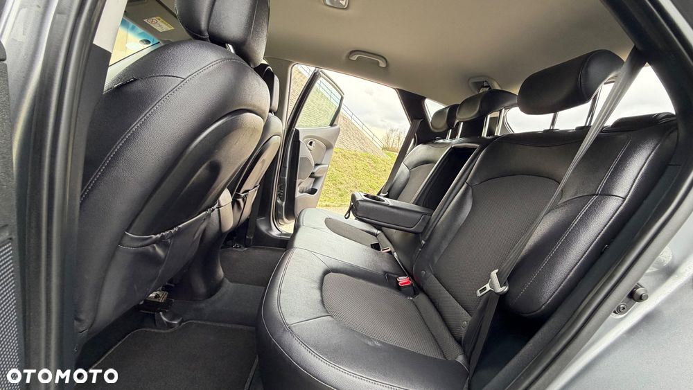 Hyundai ix35 1.6 2WD Fifa World Cup Edition - 7