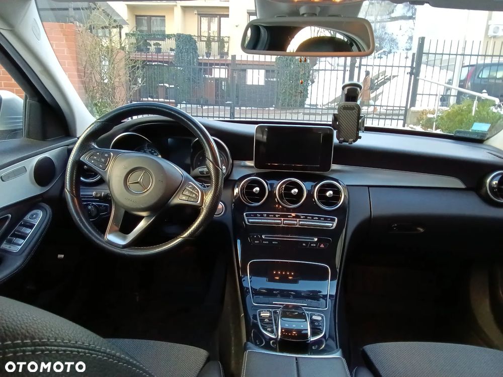 Mercedes-Benz Klasa C 200 4-Matic 7G-TRONIC - 12