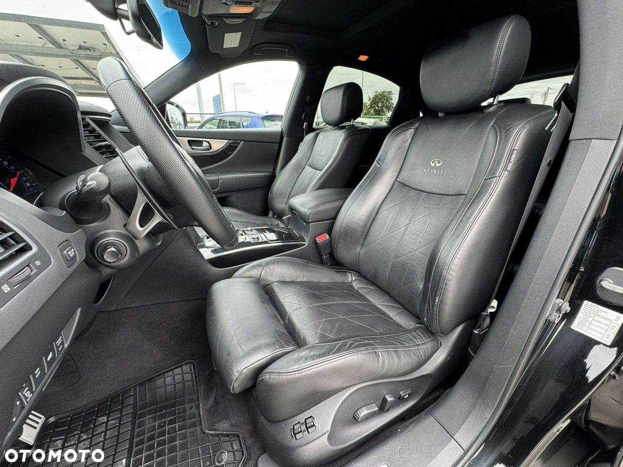 Infiniti FX - 19