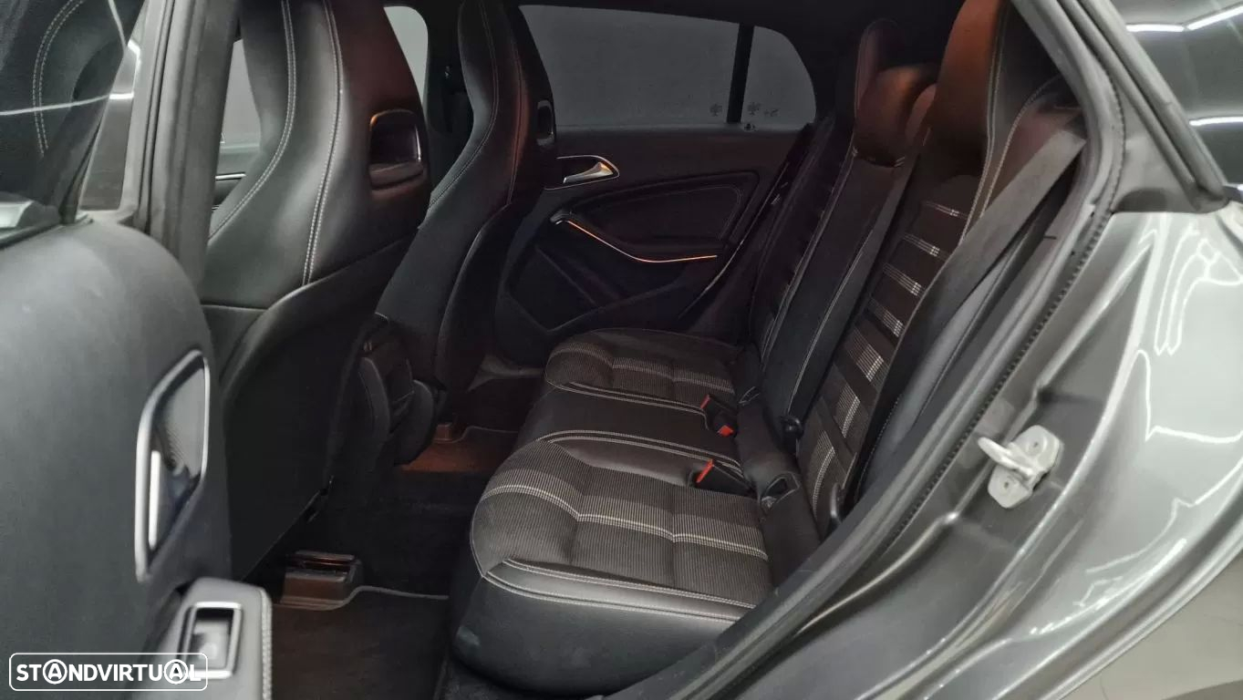 Mercedes-Benz CLA 180 d Shooting Brake AMG Line - 37