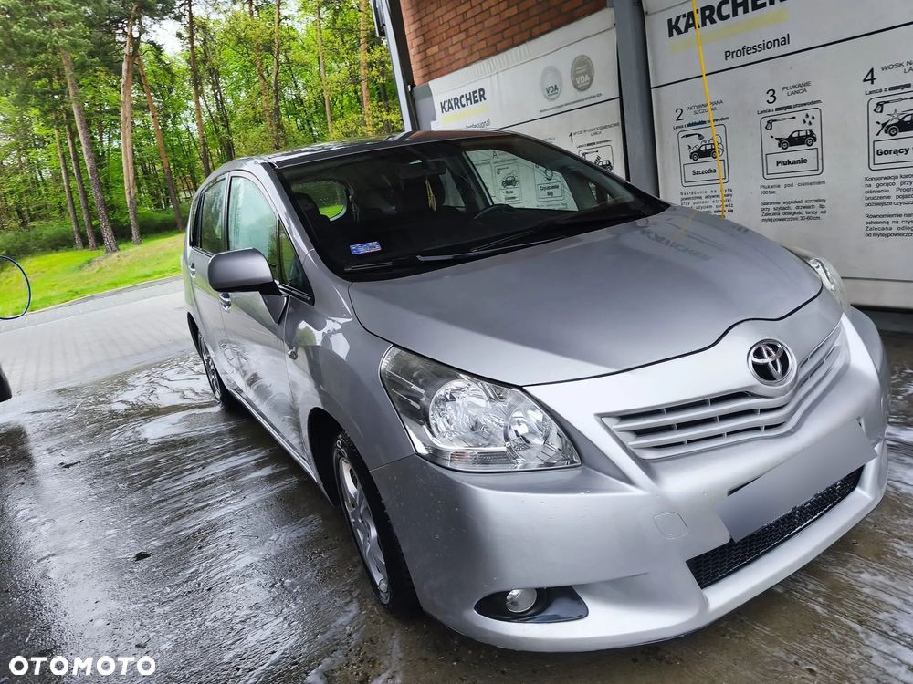 Toyota Verso 2.0 D-4D 2010 7os - 1