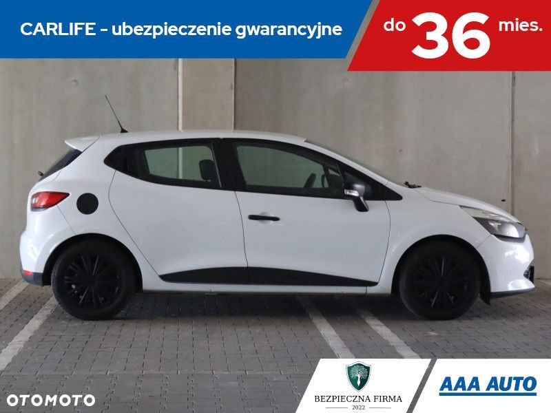 Renault Clio - 8