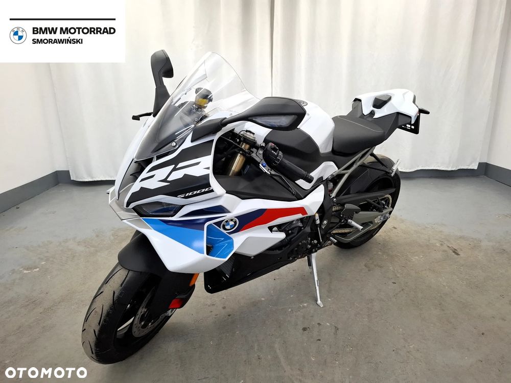 BMW S - 4