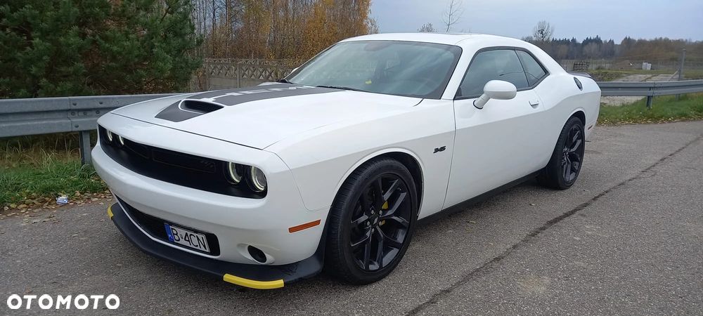 Dodge Challenger 5.7 R/T - 6
