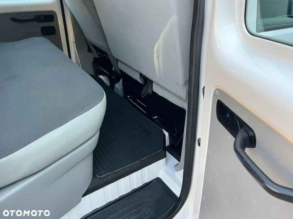 Volkswagen Transporter T5 LIFT DOKA - 9