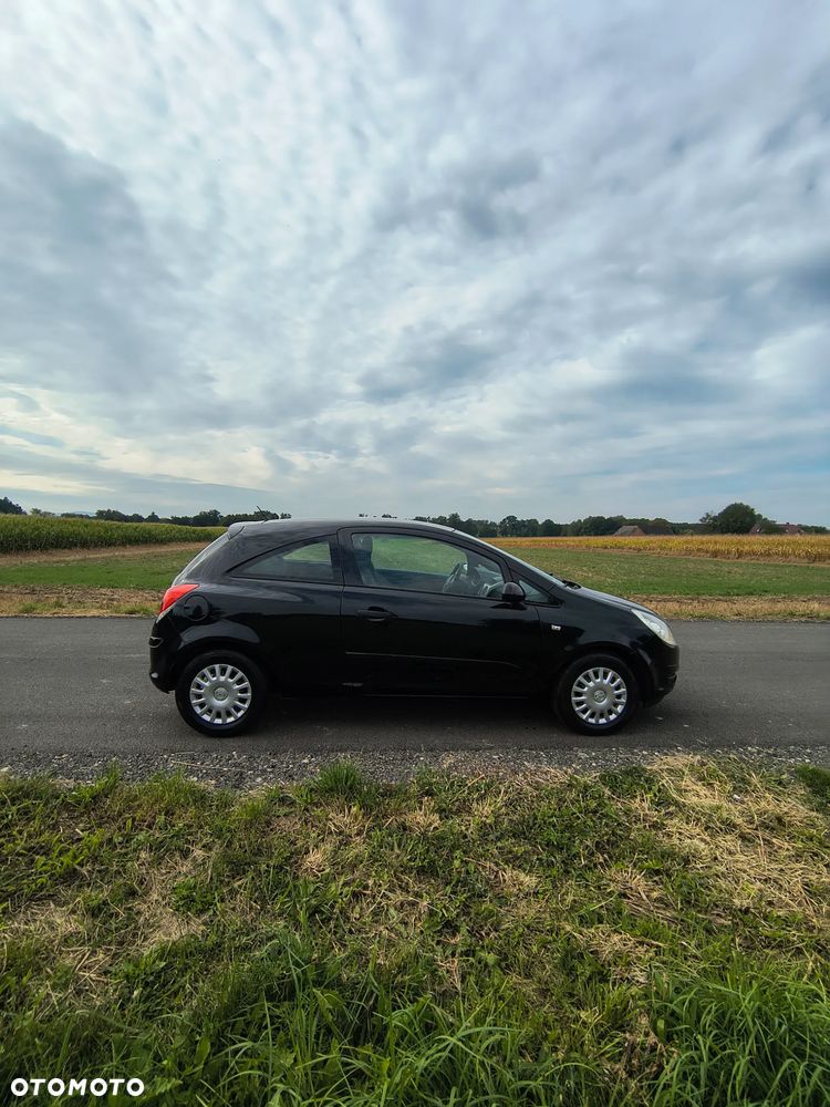 Opel Corsa 1.2 16V Cosmo - 8