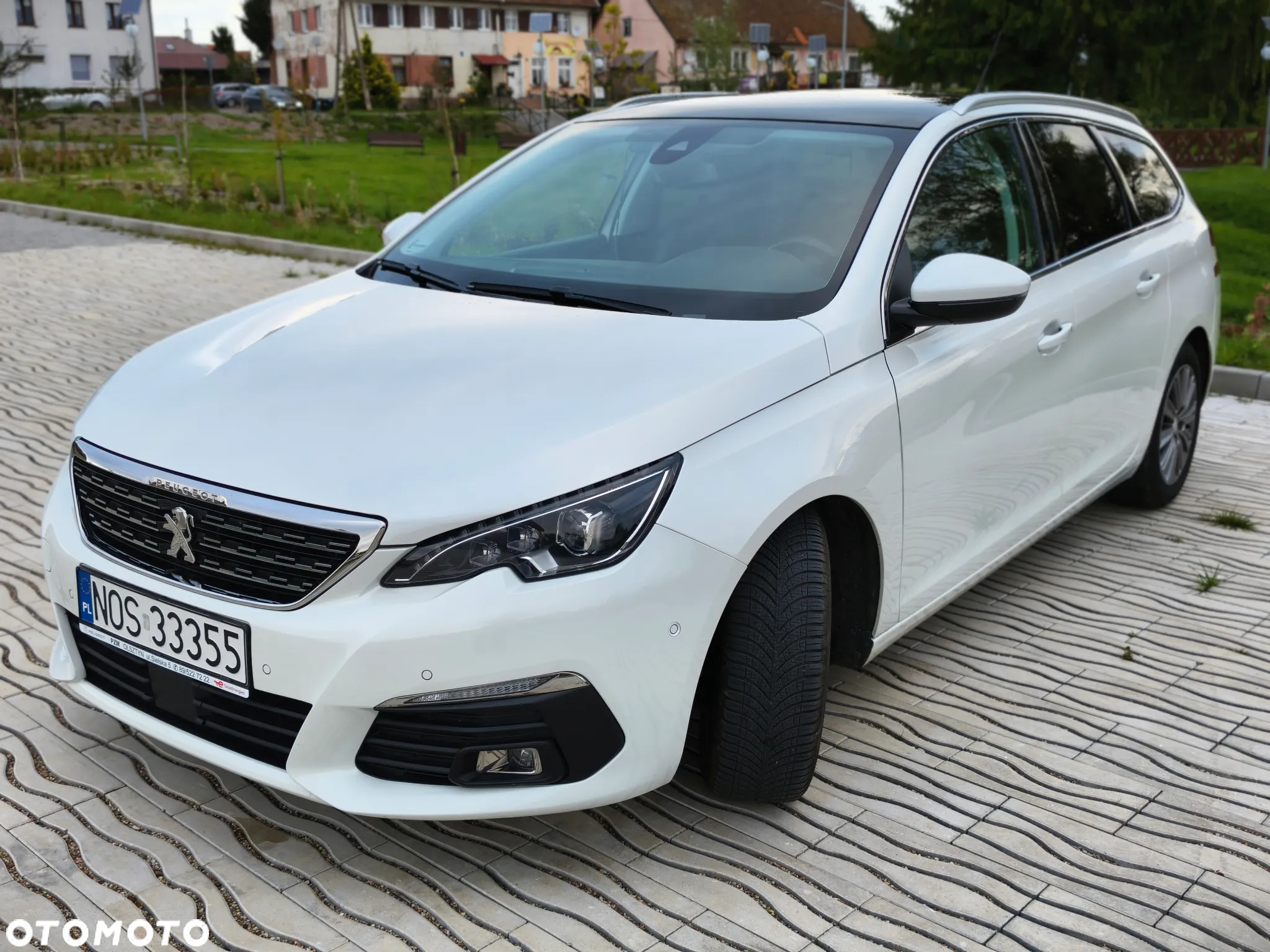 Peugeot 308 SW 1.2 PureTech GPF Allure Pack S&S - 2