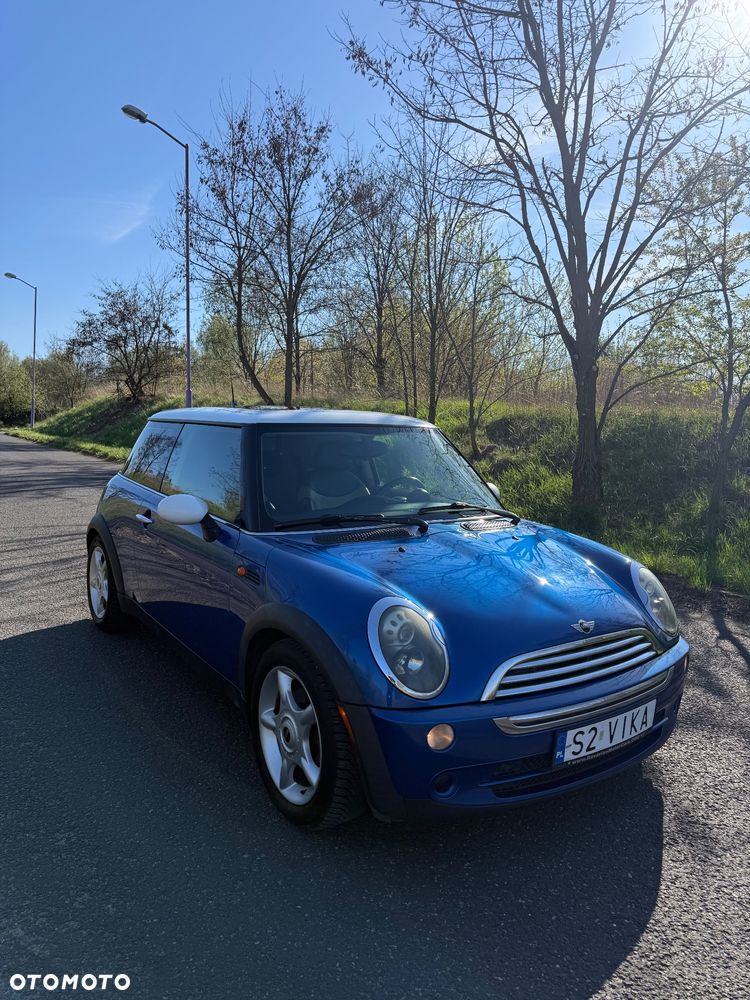 MINI Cooper Standard - 1