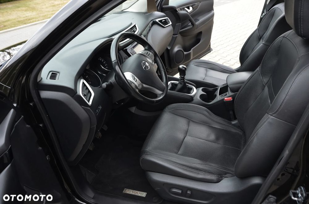 Nissan Qashqai 1.6 DCi Tekna+ - 19