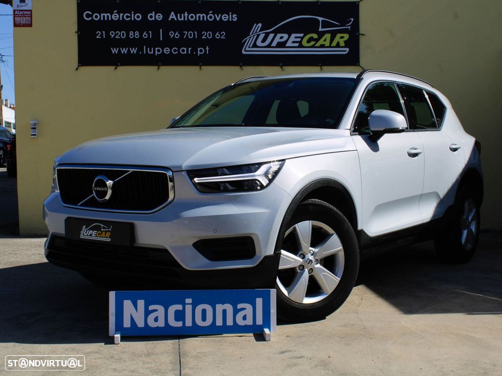 Volvo XC 40 1.5 T2 Momentum Core - 2