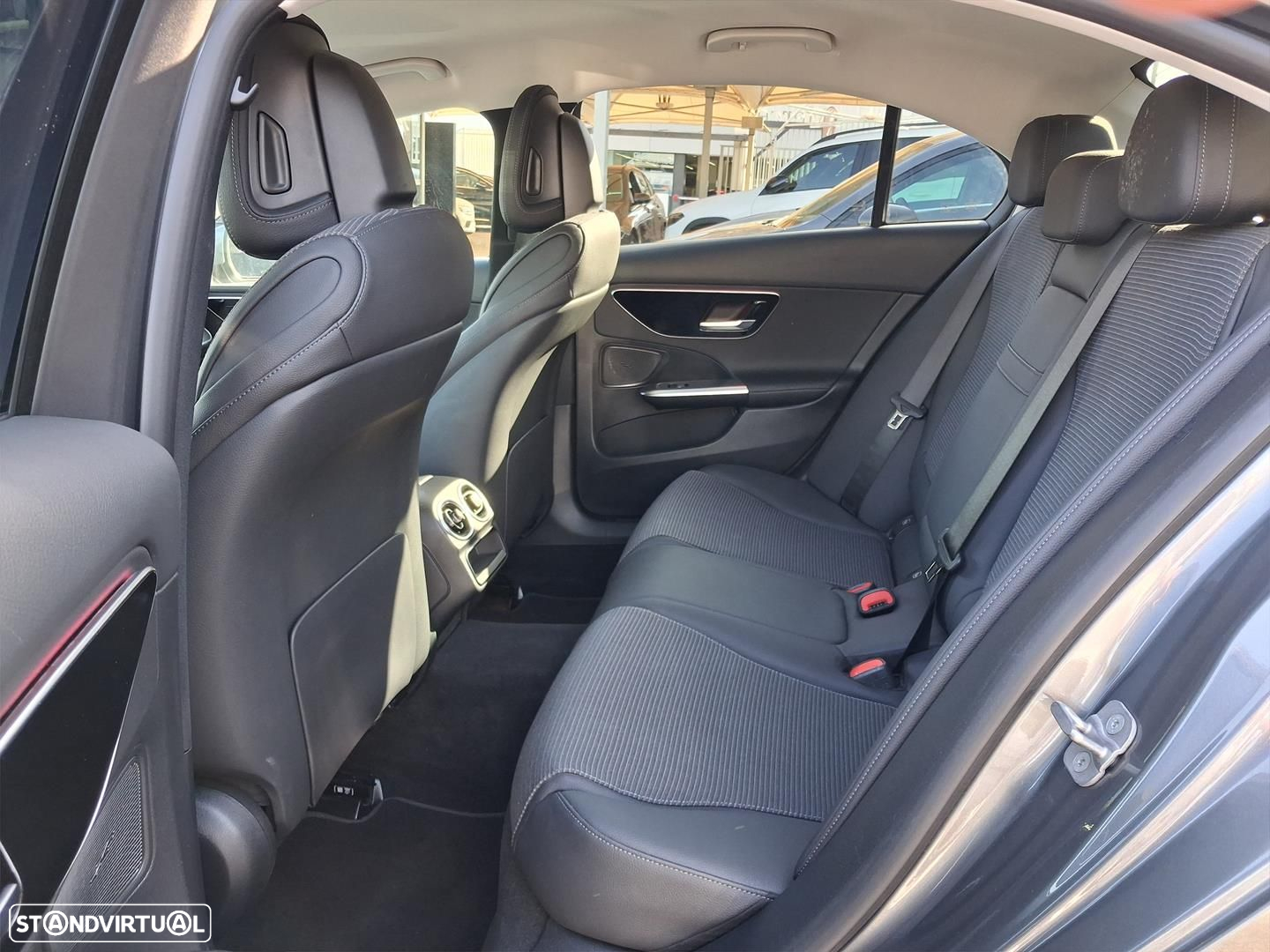 Mercedes-Benz C 300 de Avantgarde - 11