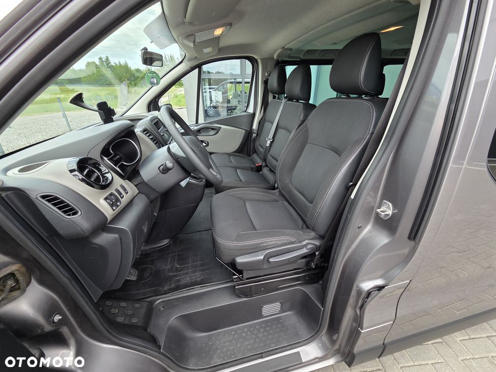 Renault Trafic Grand SpaceClass 1.6 dCi - 10