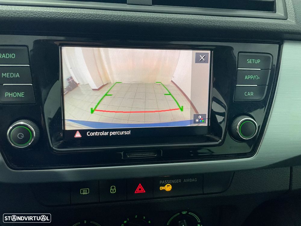 Skoda Fabia 1.0 TSI Essence - 12