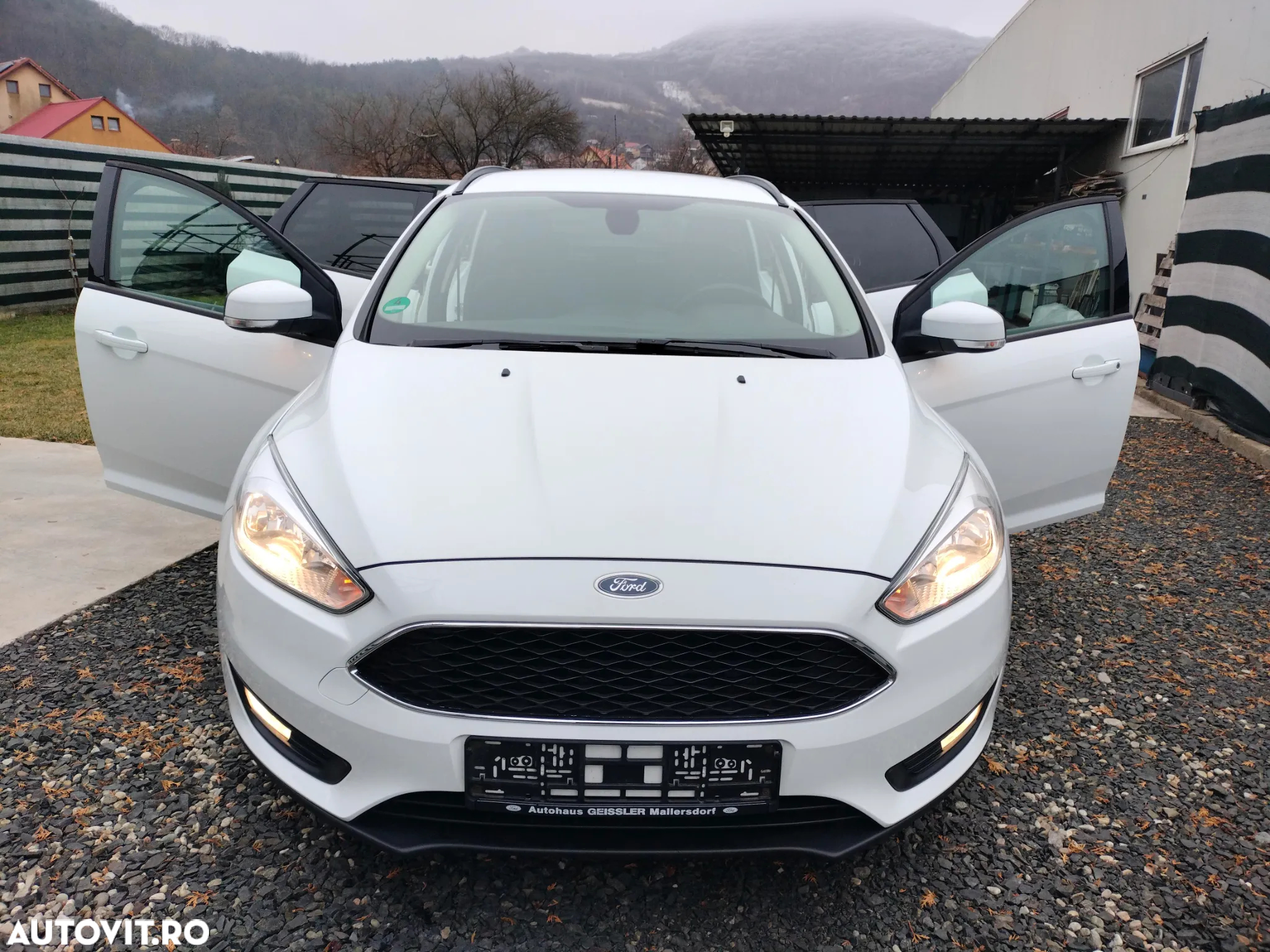 Ford Focus Turnier 1.0 EcoBoost Start-Stopp-System ACTIVE - 9