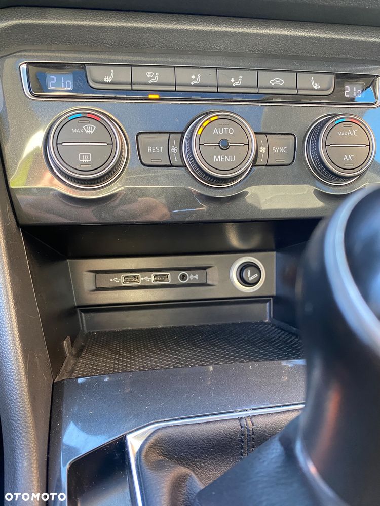 Volkswagen Tiguan 2.0 TDI SCR R-Line - 32