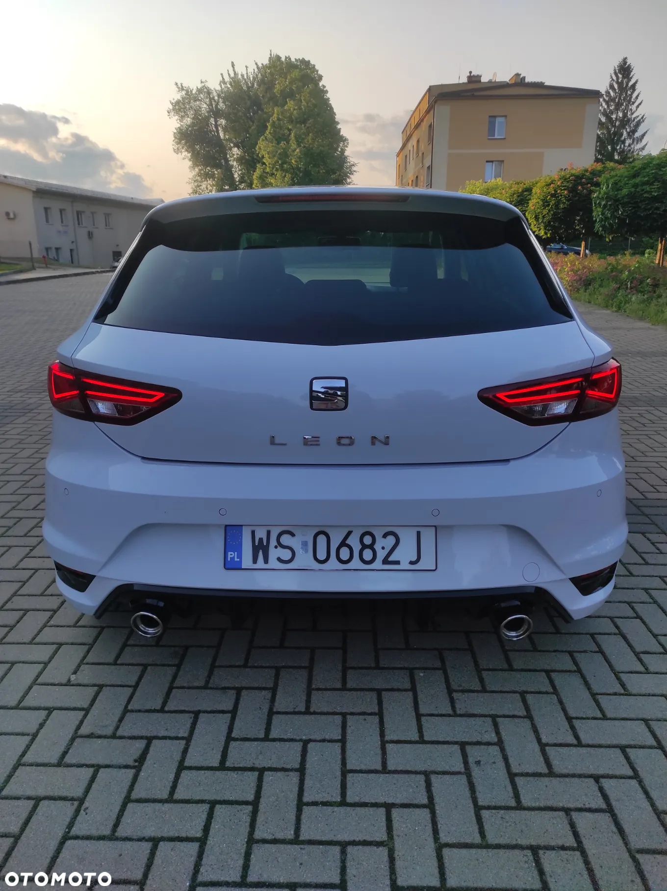 Seat Leon 1.8 TSI FR S&S DSG - 11