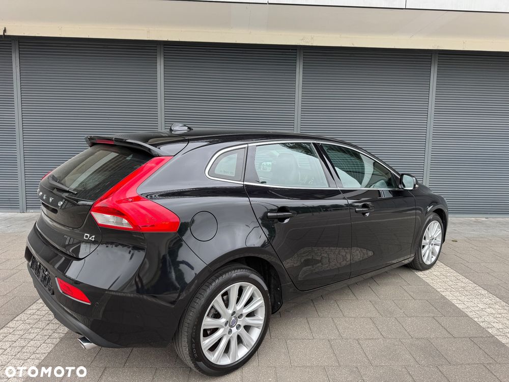 Volvo V40 D4 Geartronic Momentum - 5