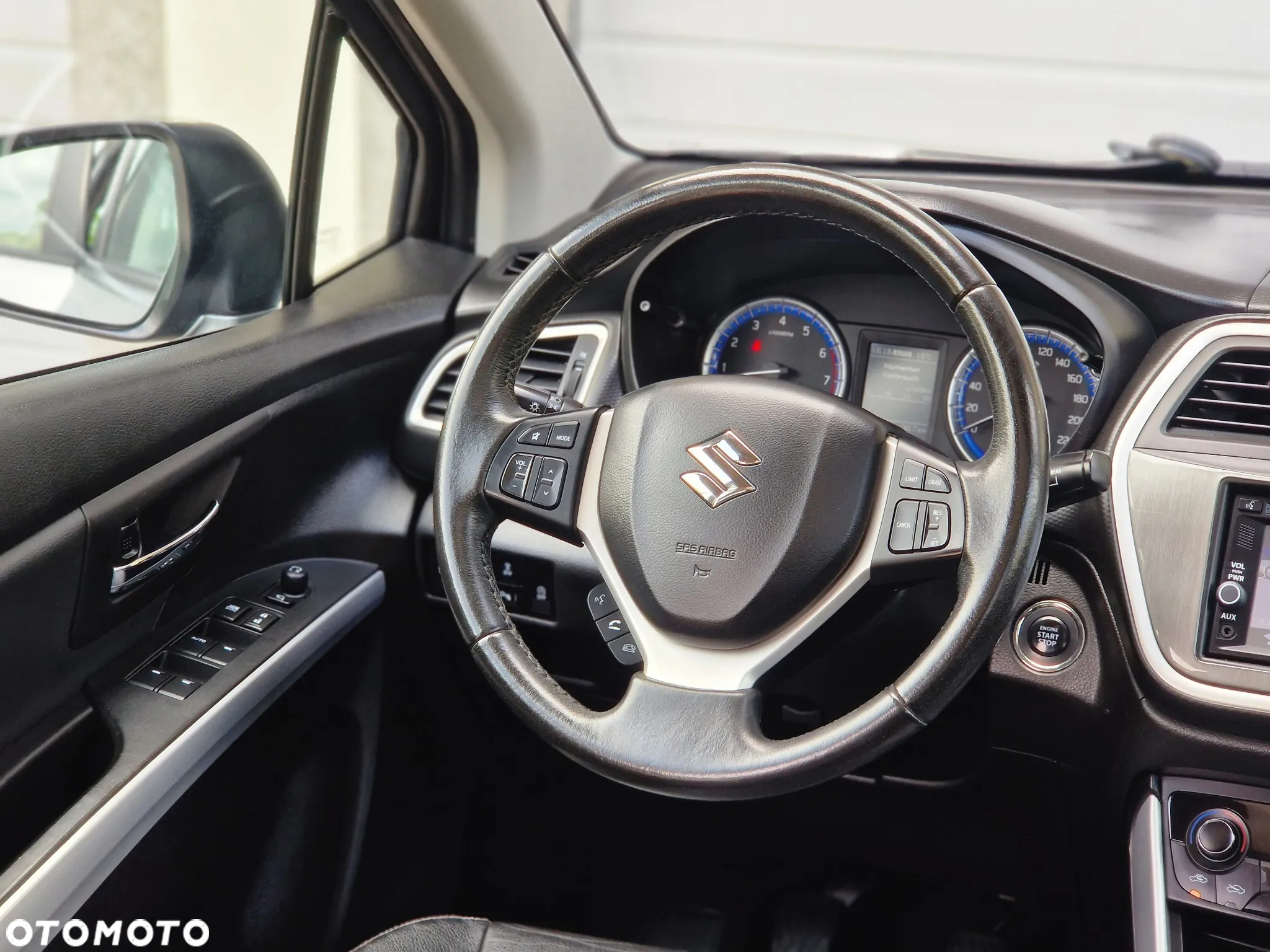 Suzuki SX4 S-Cross 1.6 Premium Plus 4WD - 26