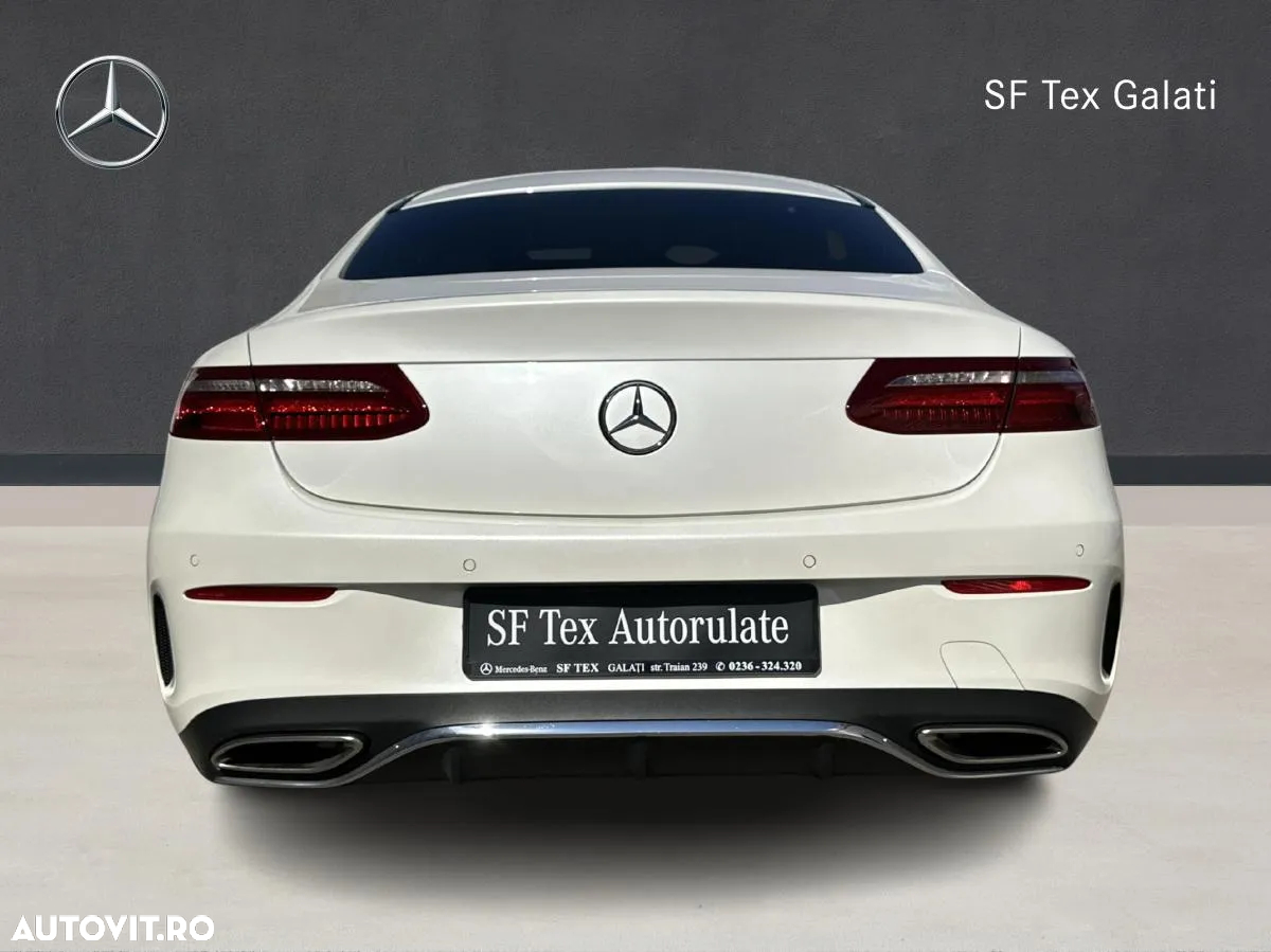 Mercedes-Benz E 400 Coupe 4MATIC Aut. - 14