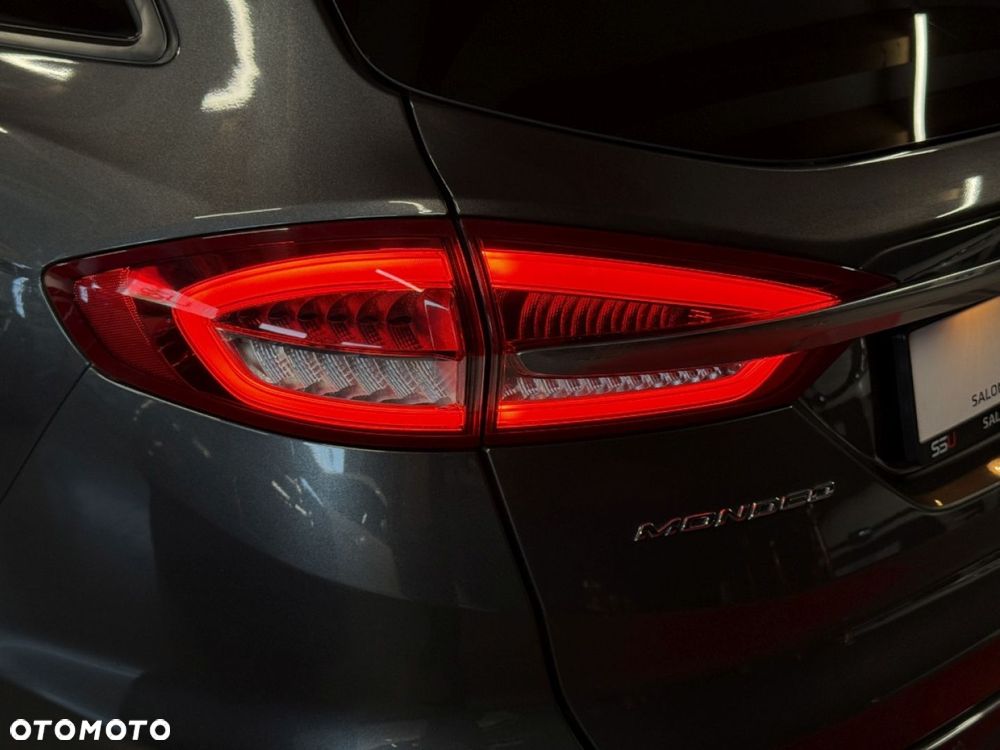 Ford Mondeo - 39