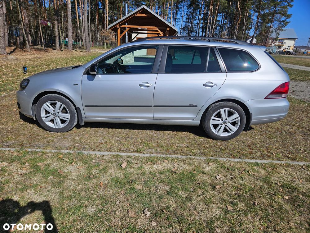 Volkswagen Golf 1.6 TDI DPF BlueMotion Technology DSG MATCH - 6