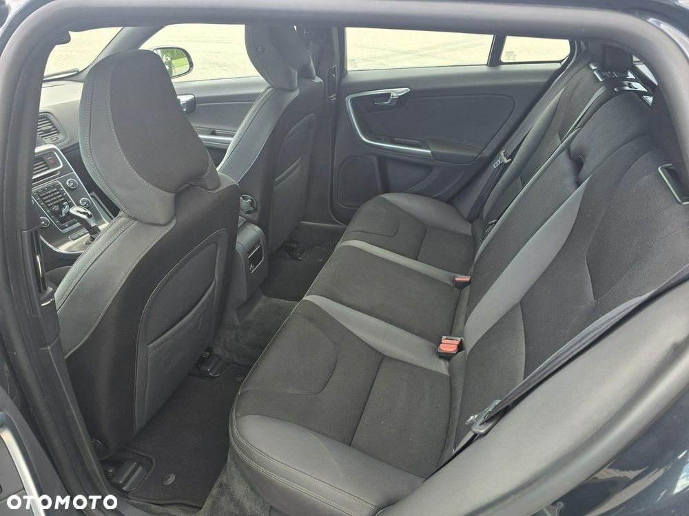 Volvo V60 - 20