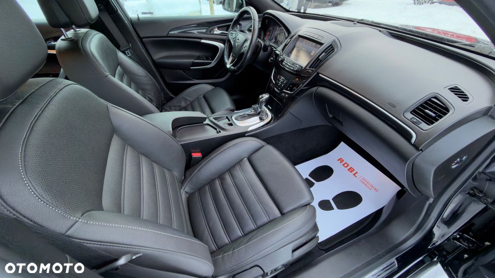 Opel Insignia 2.0 T Cosmo - 25